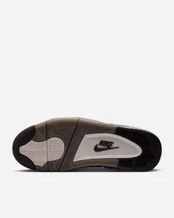 NIKE Retail B.V. Air Jordan 4 Retro 