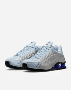 NIKE Retail B.V. Shox R4< Nike Shox