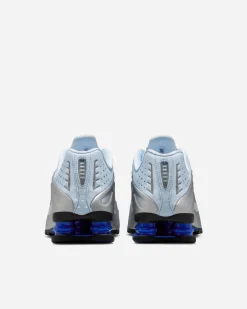 NIKE Retail B.V. Shox R4< Nike Shox