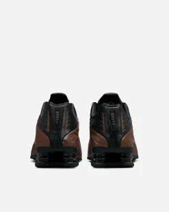 NIKE Retail B.V. Shox R4< Nike Shox