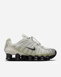 NIKE Retail B.V. Shox TL< Nike Shox